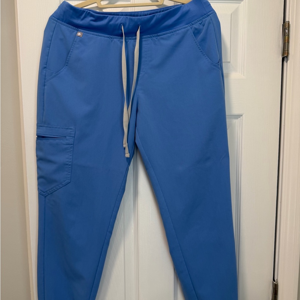 FIGS Women’s Ceil Blue Zamora Jogger Scrub Pant
